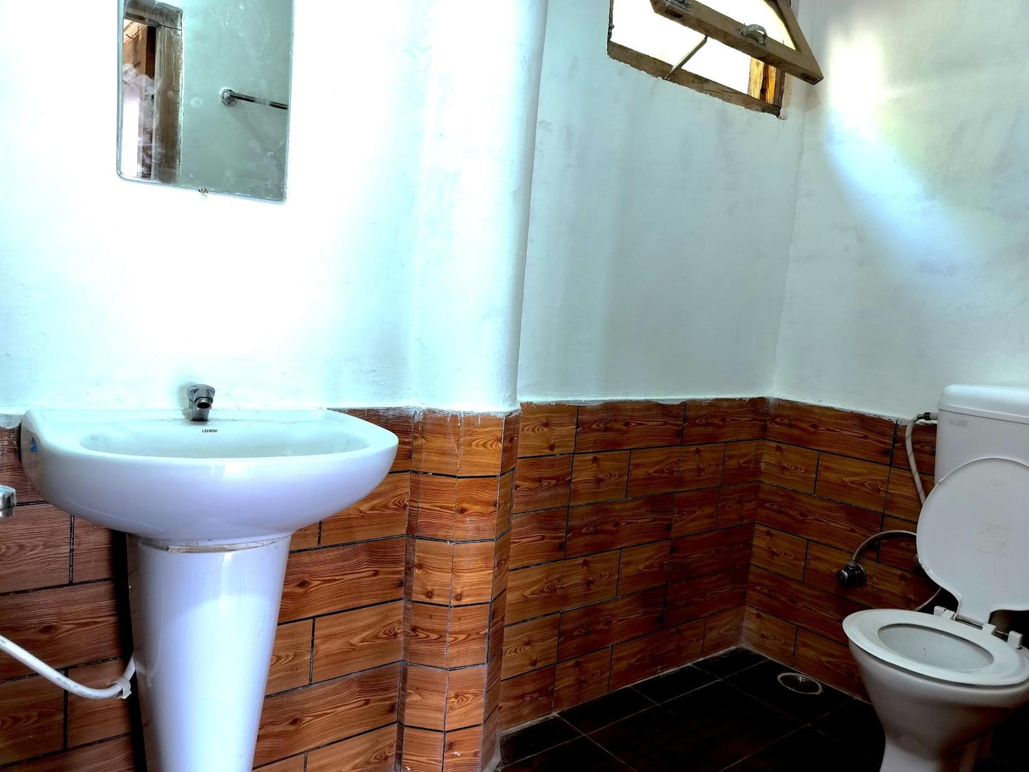 Tirthan Ecostay Gushaini Exterior foto